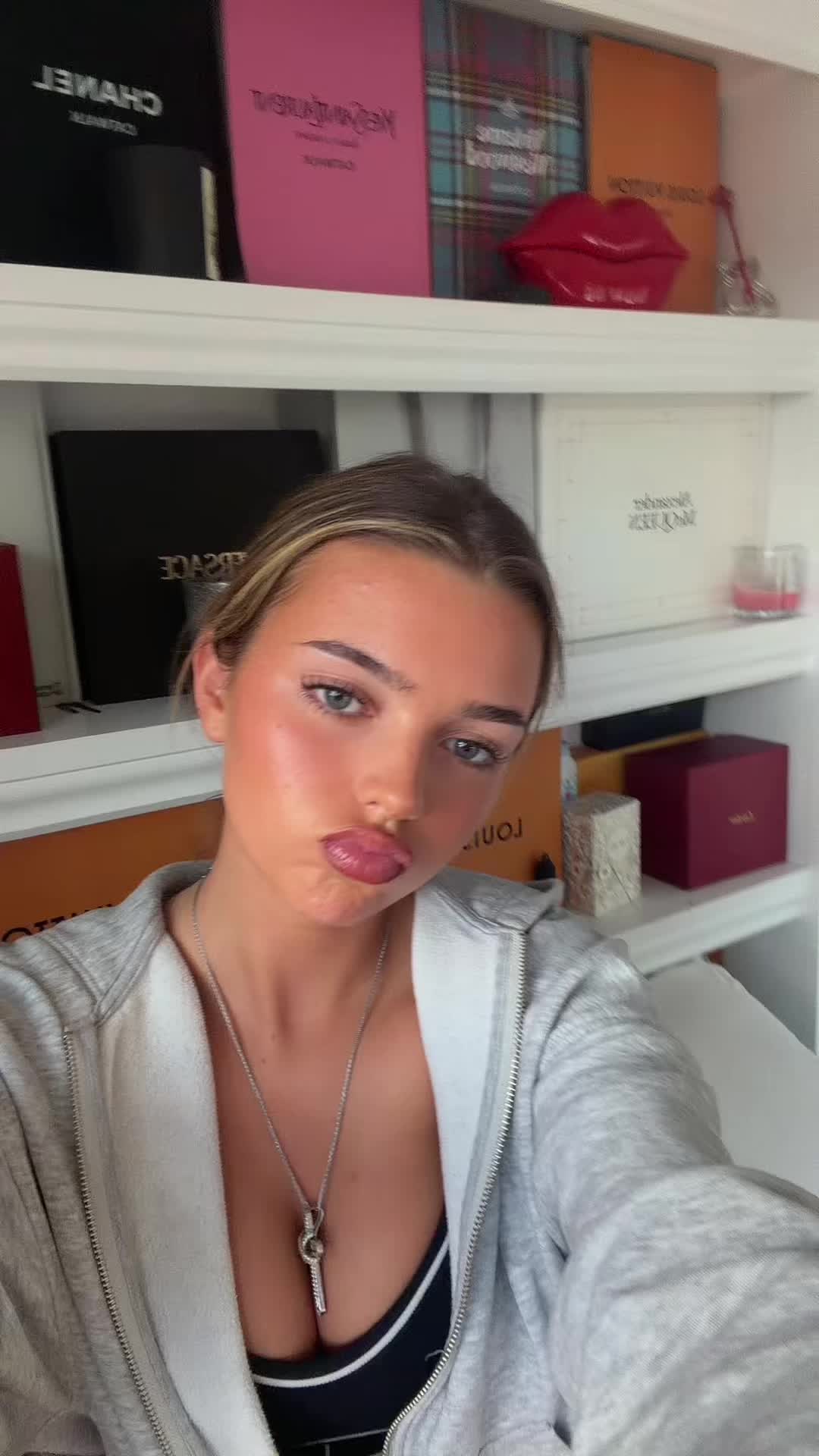 @Annierees🪩🎀