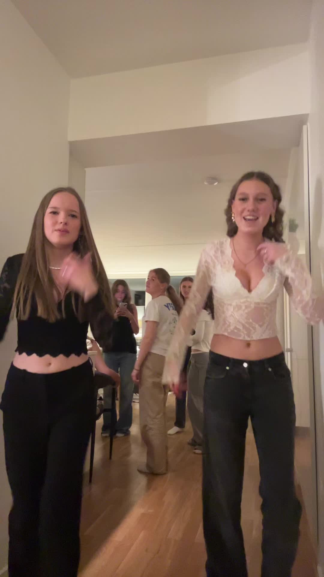 @SARAH