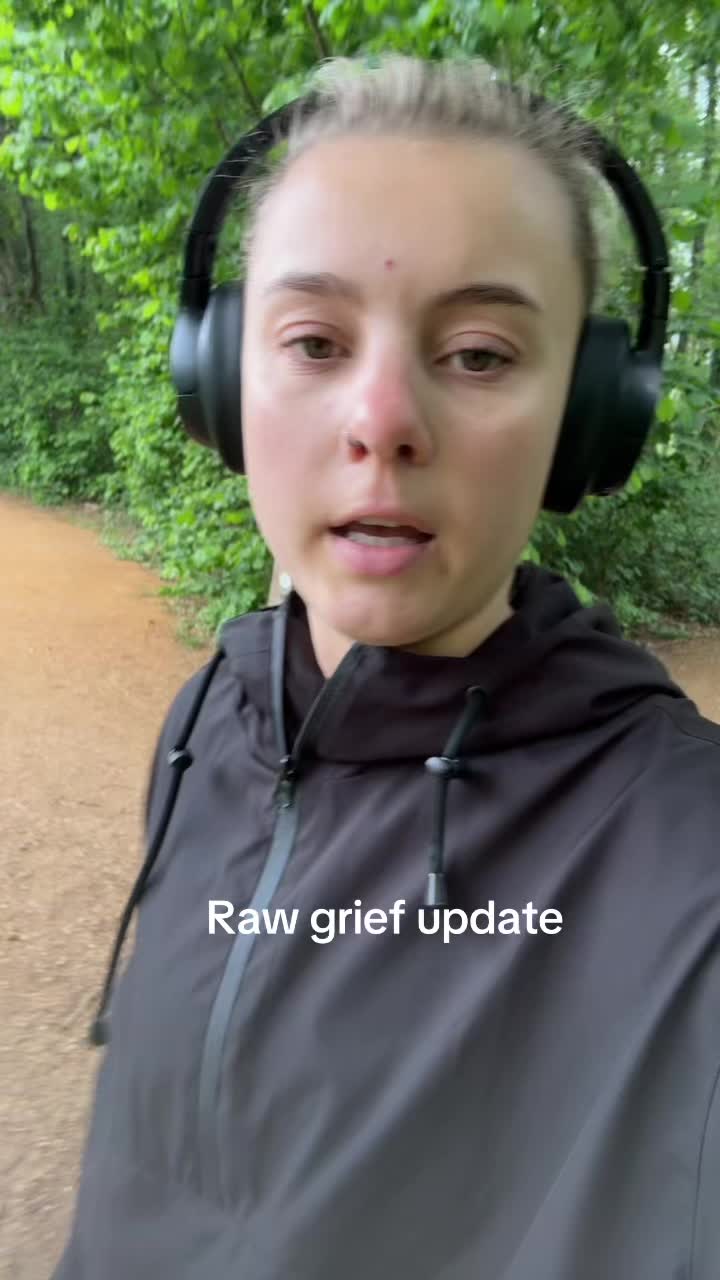 @abbymitchell