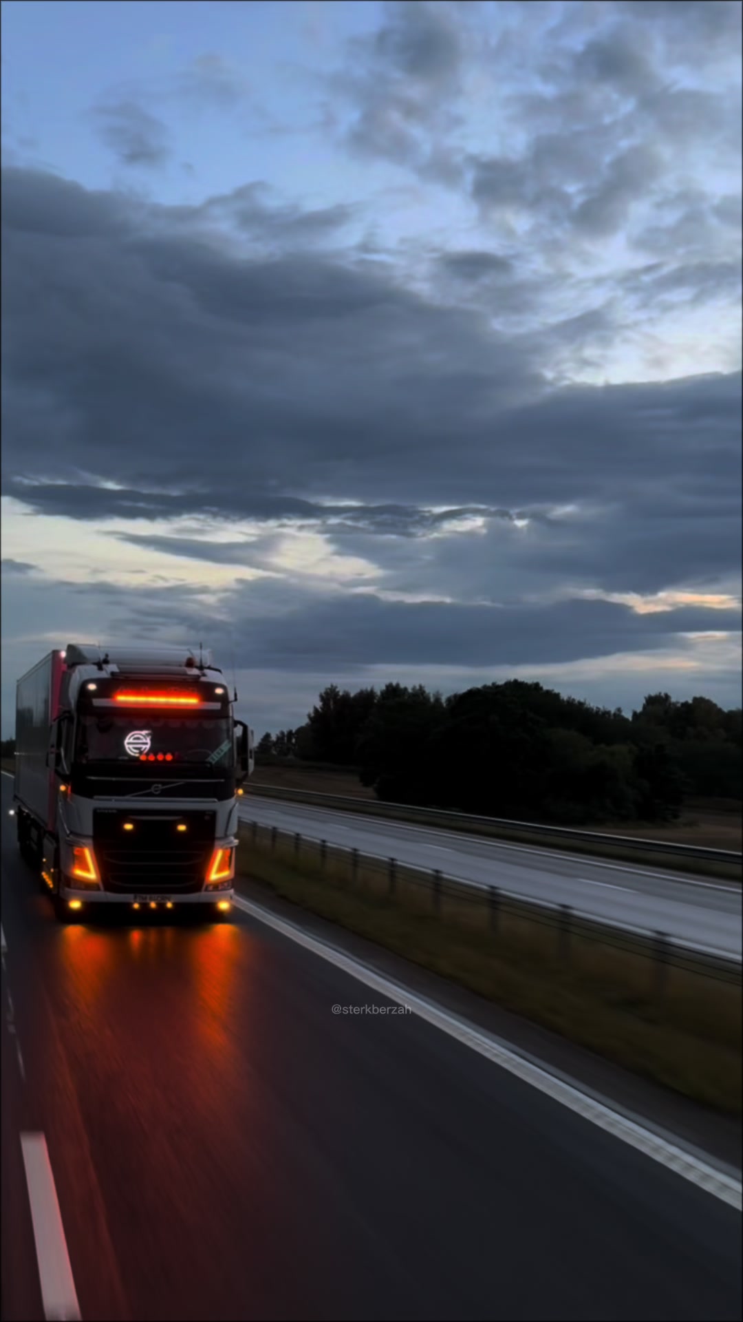 @Crina Simona Cernat 🚛🇷🇴