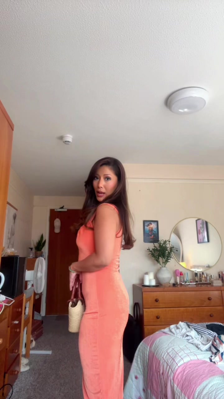 @🦋