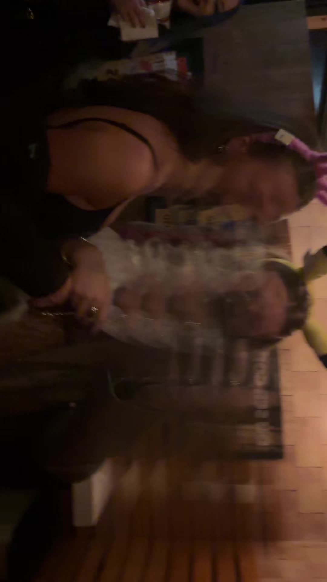 @FRIZZ UND JOJO
