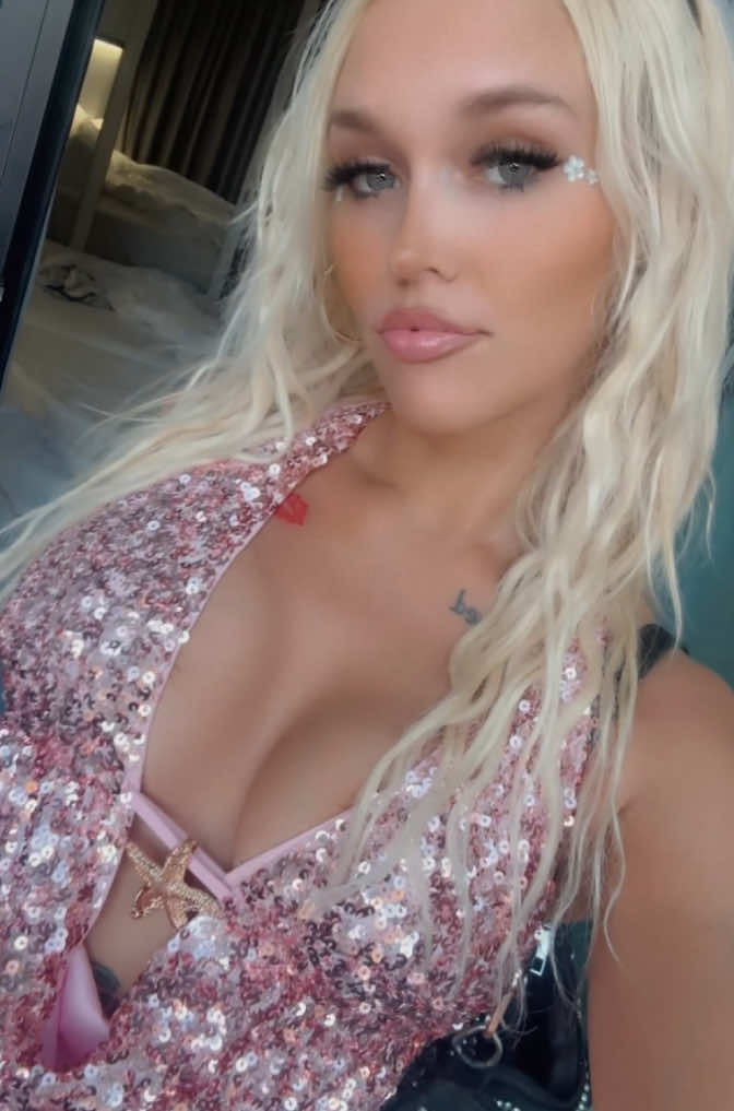 @Laura Jayne