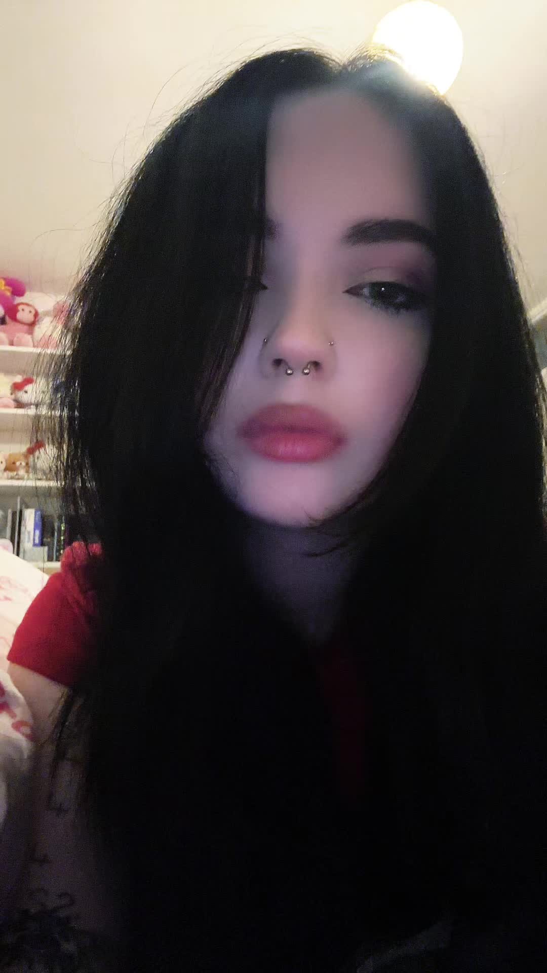 @ᴹᵉᵒʷ
