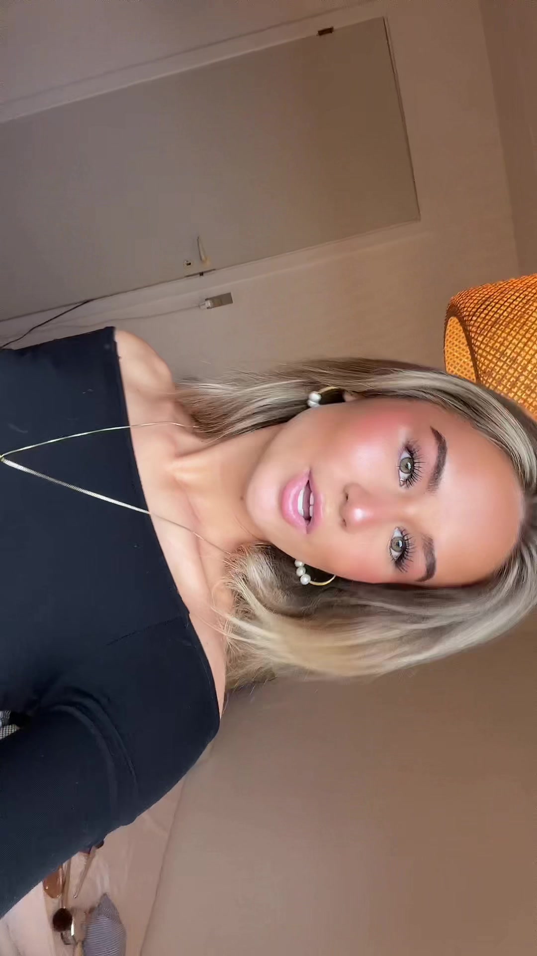 @trojawictoria