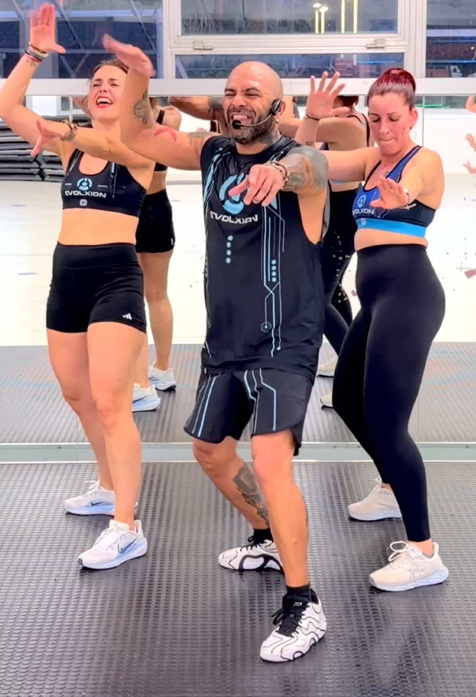 @EVOLXION Baile Fit Emocional