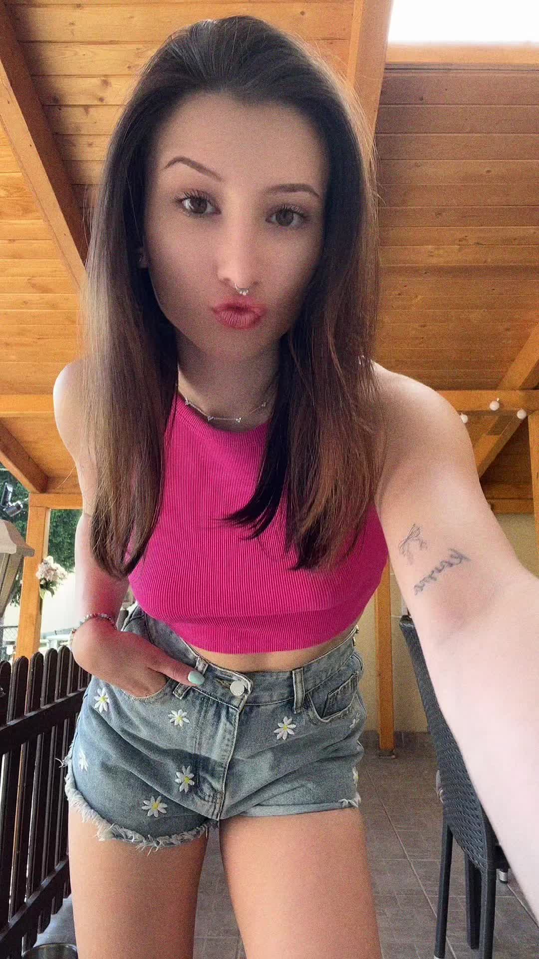 @szonja