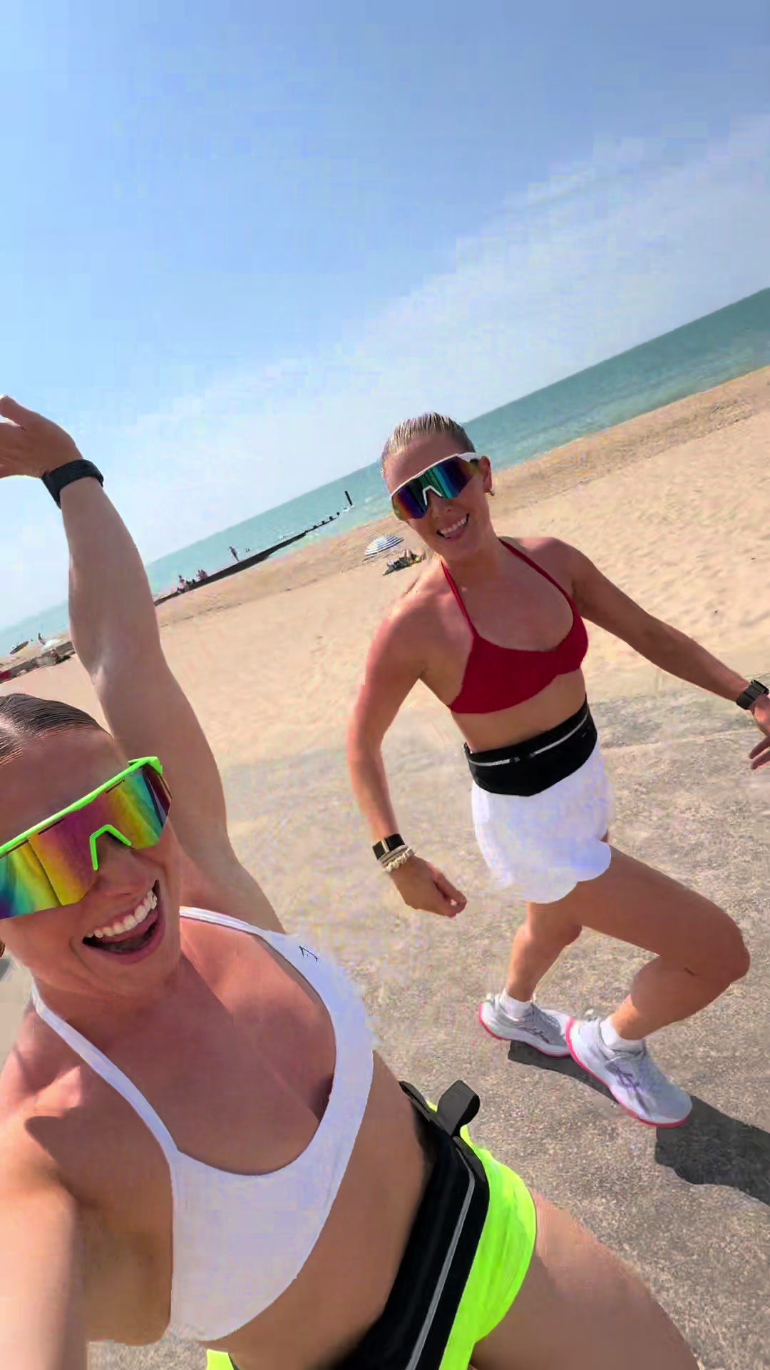 @ABI & AMY | FITNESS ⚡️