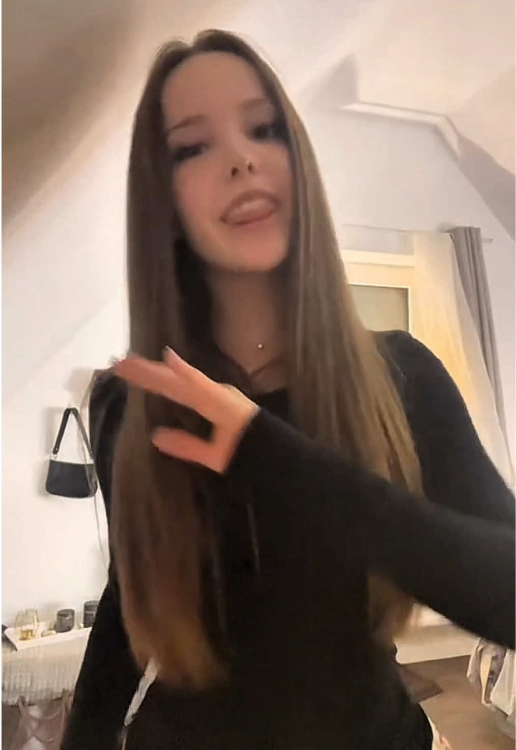 @Valeria