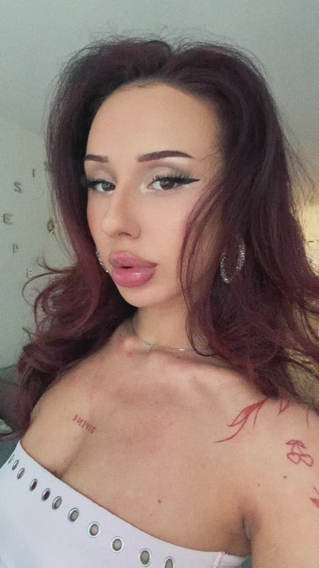 @🧿 Yoana Ivanova 🧿
