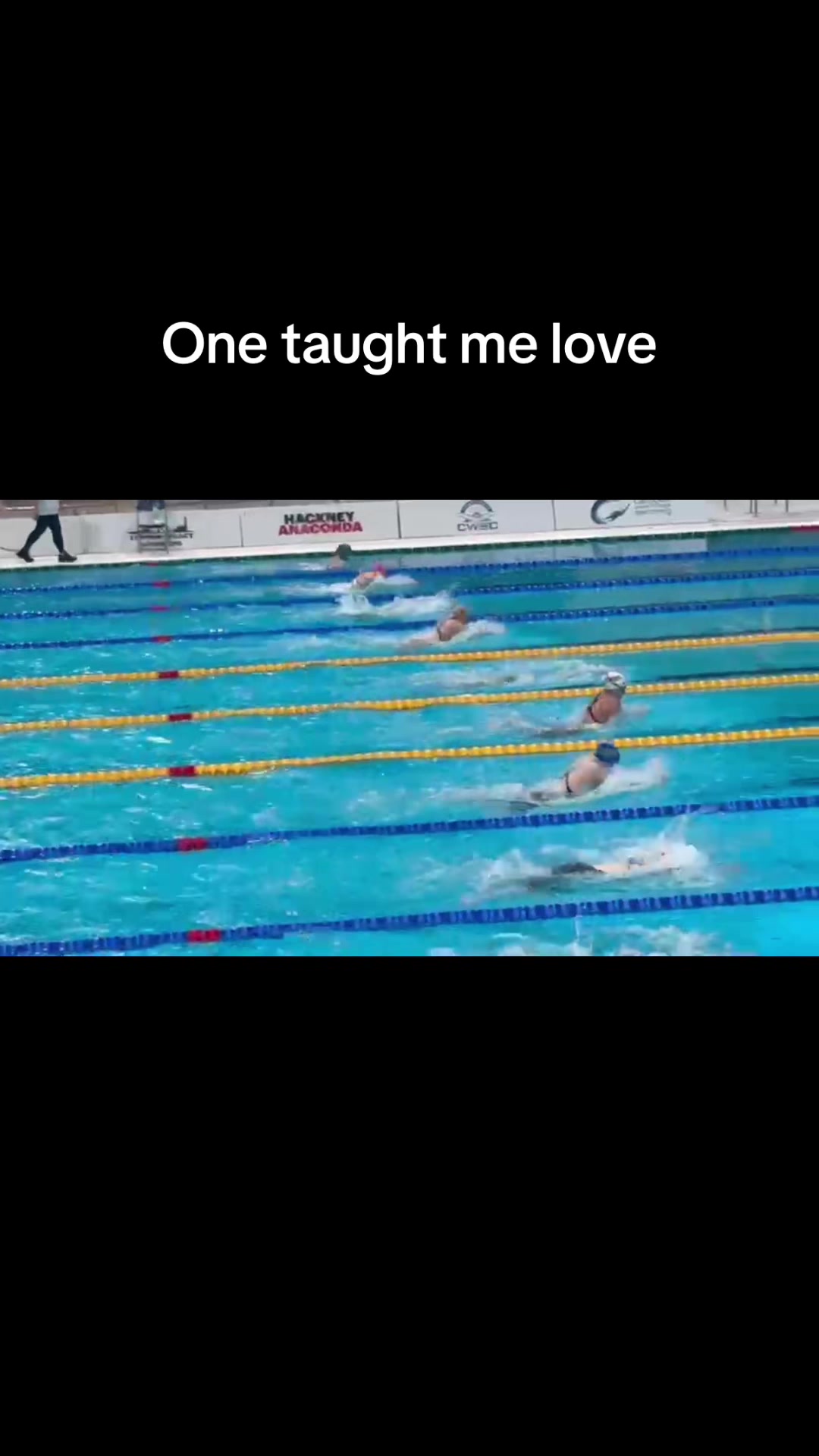 @Freya_swims_