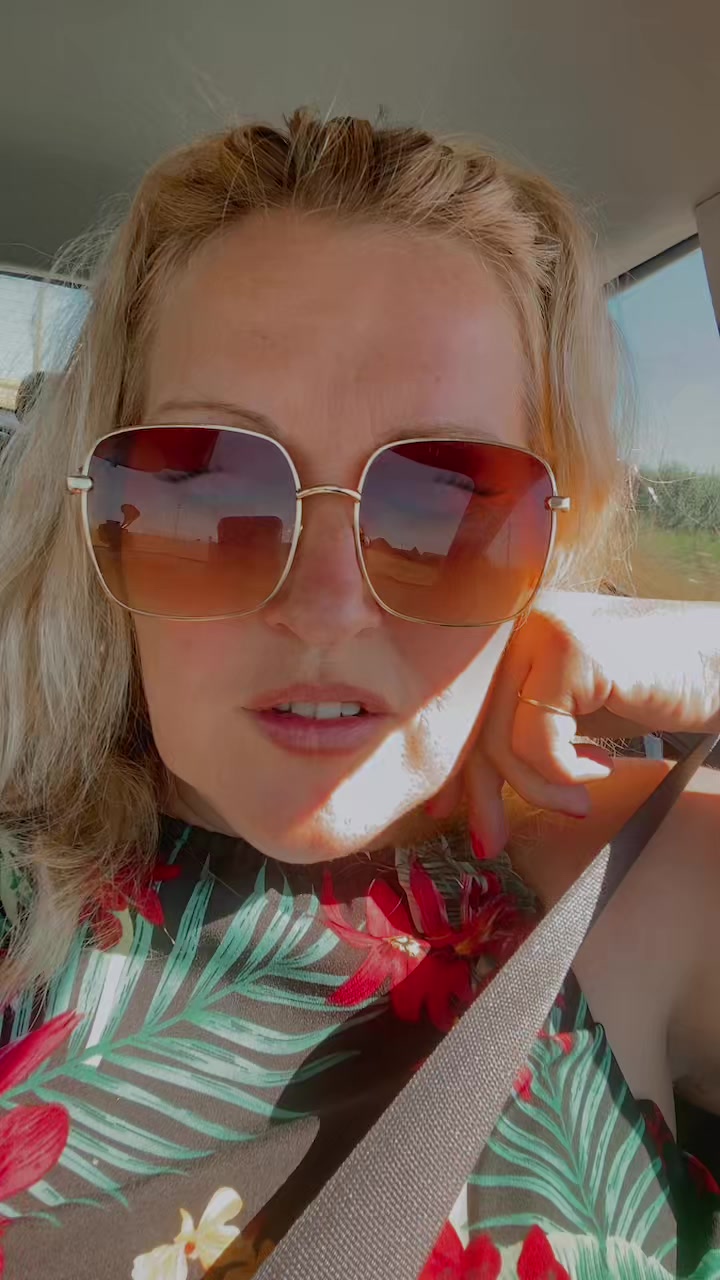 @Jenni