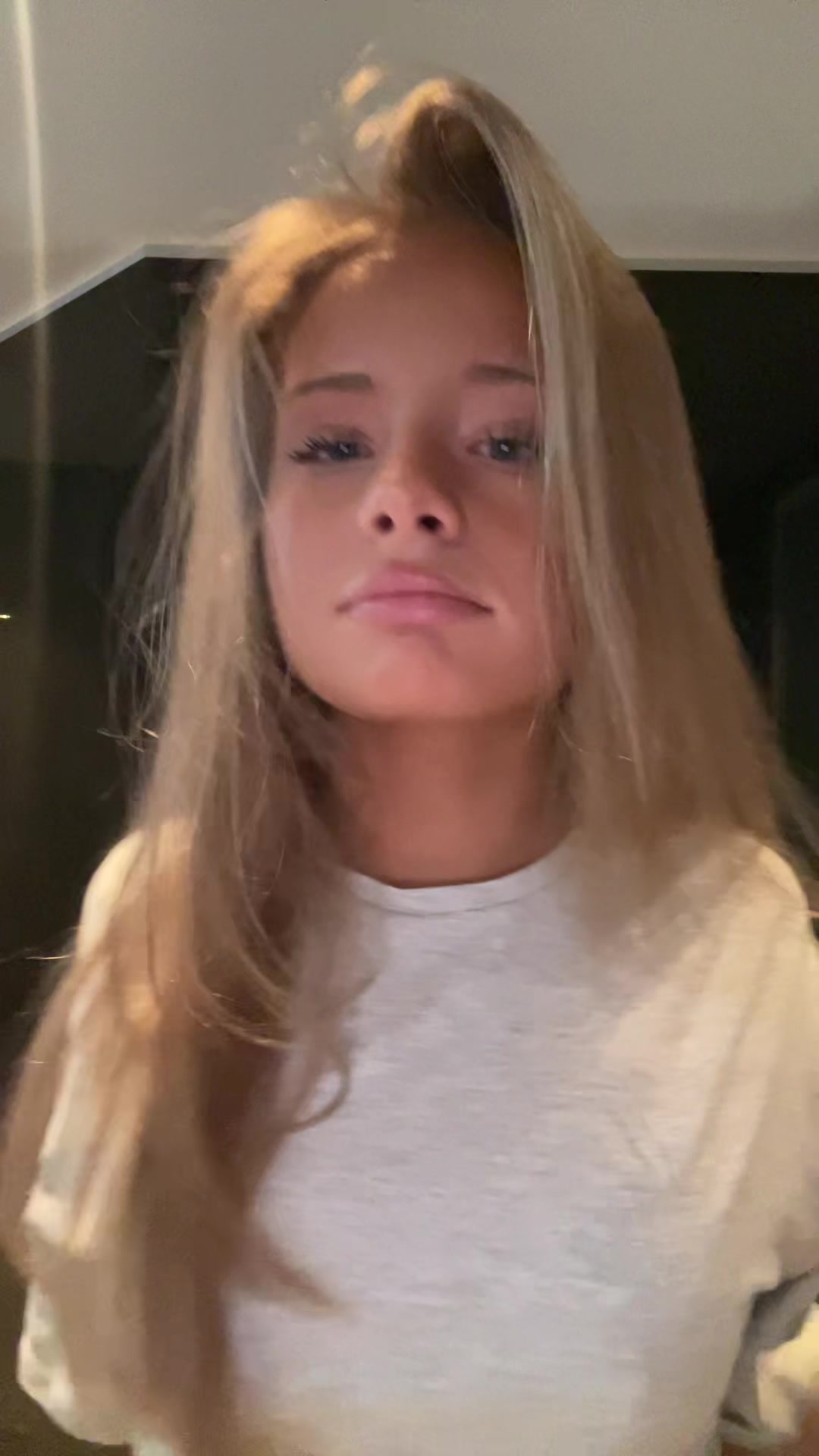 @Corneliaaa