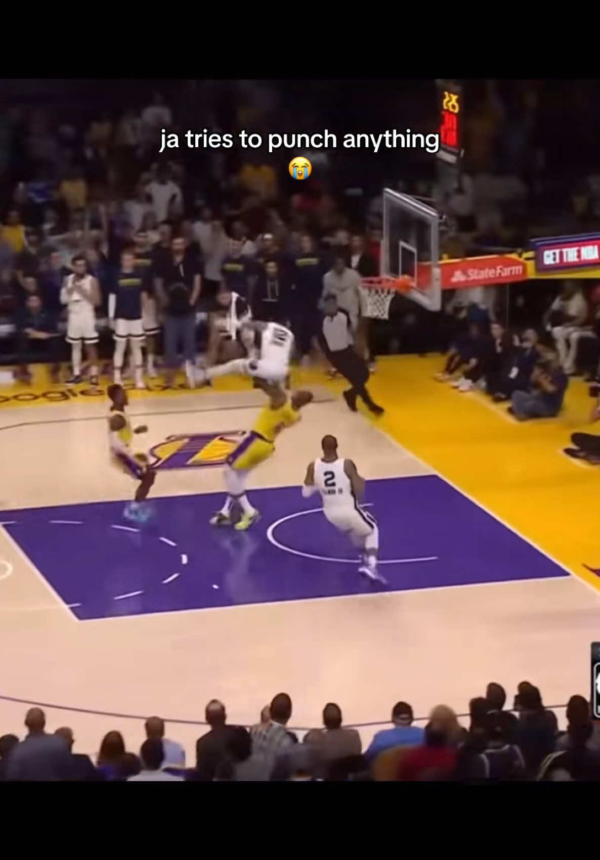 @DUNK | BASKETBALL