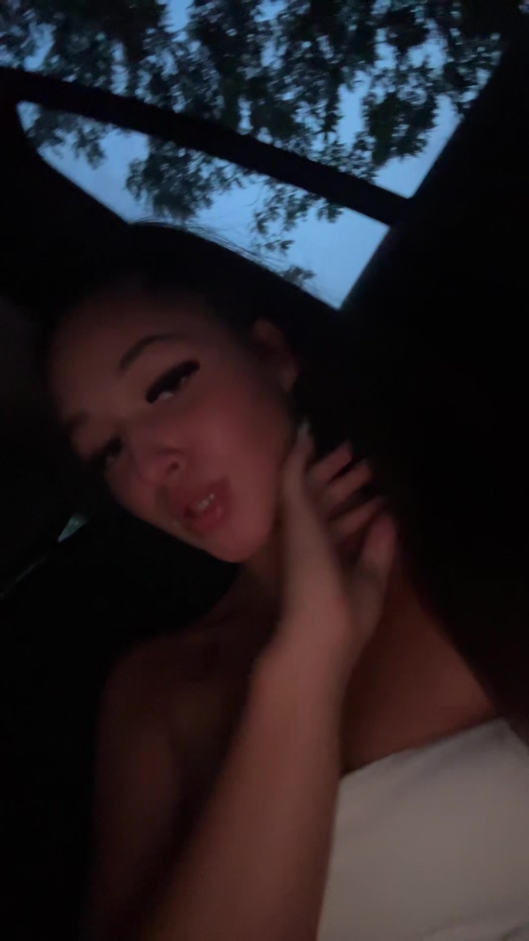 @Ayuraglam_vip
