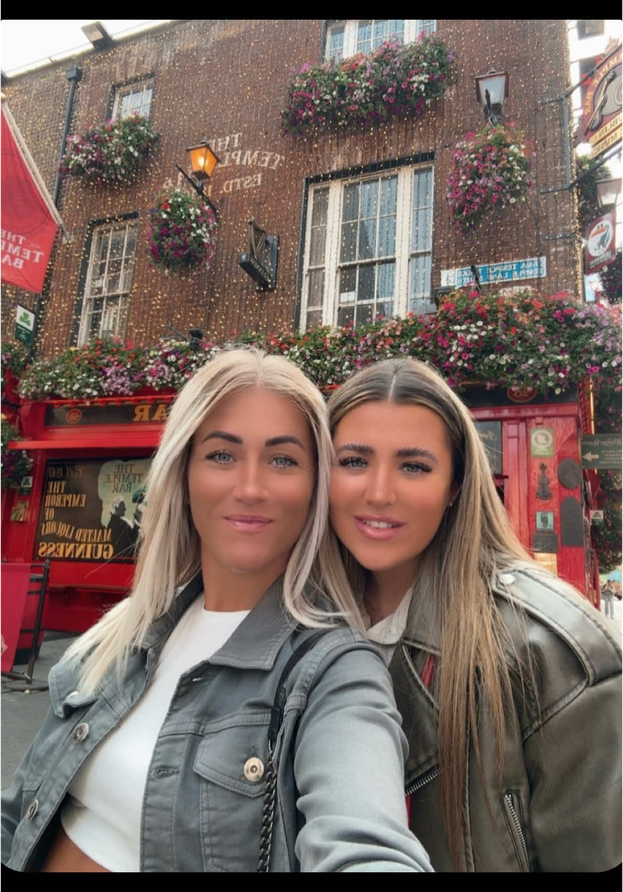 @shellylouise