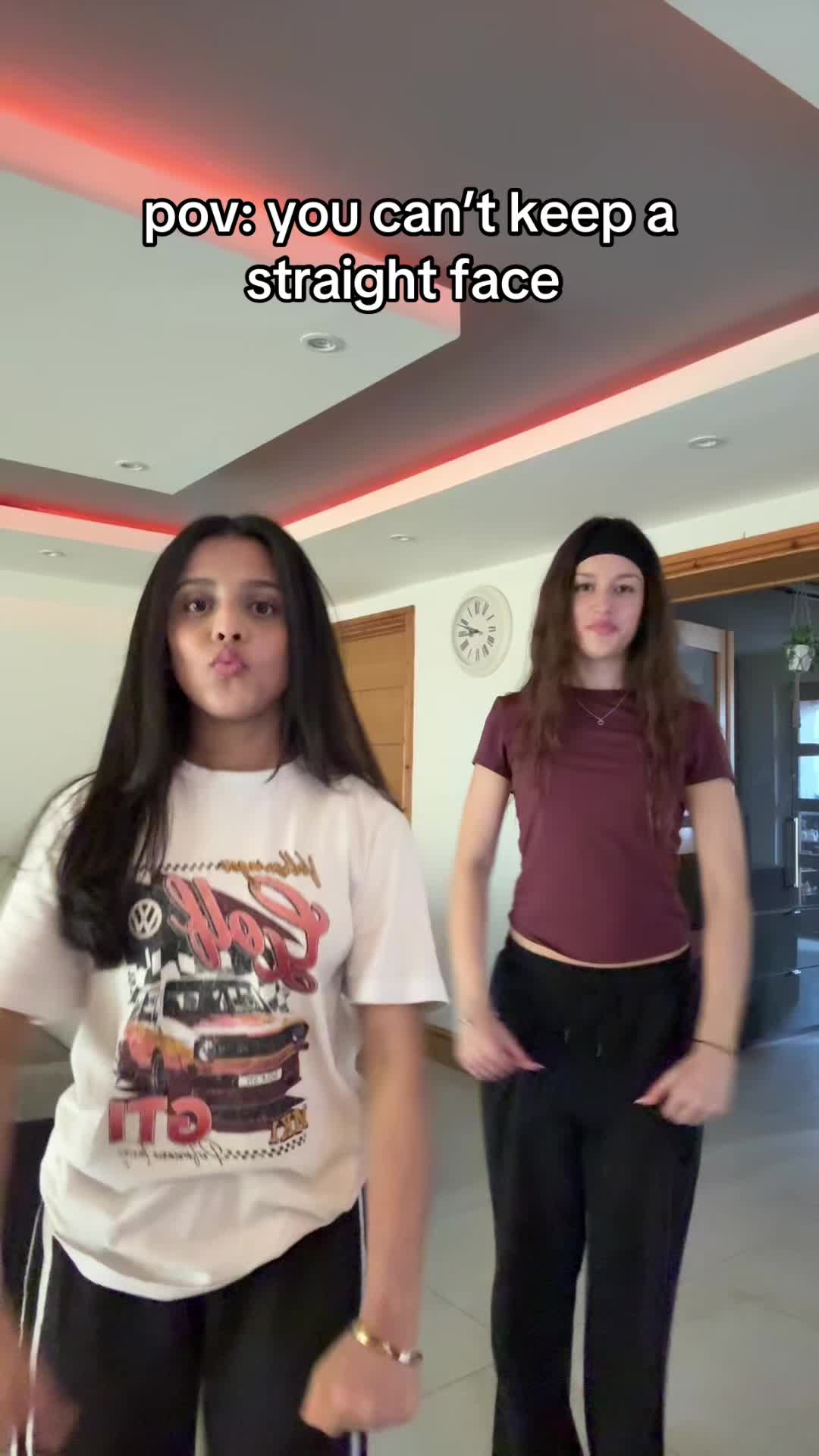 @𝐈𝐬𝐥𝐚 𝐚𝐧𝐝 𝐚𝐚𝐬𝐡𝐤𝐚ꨄ