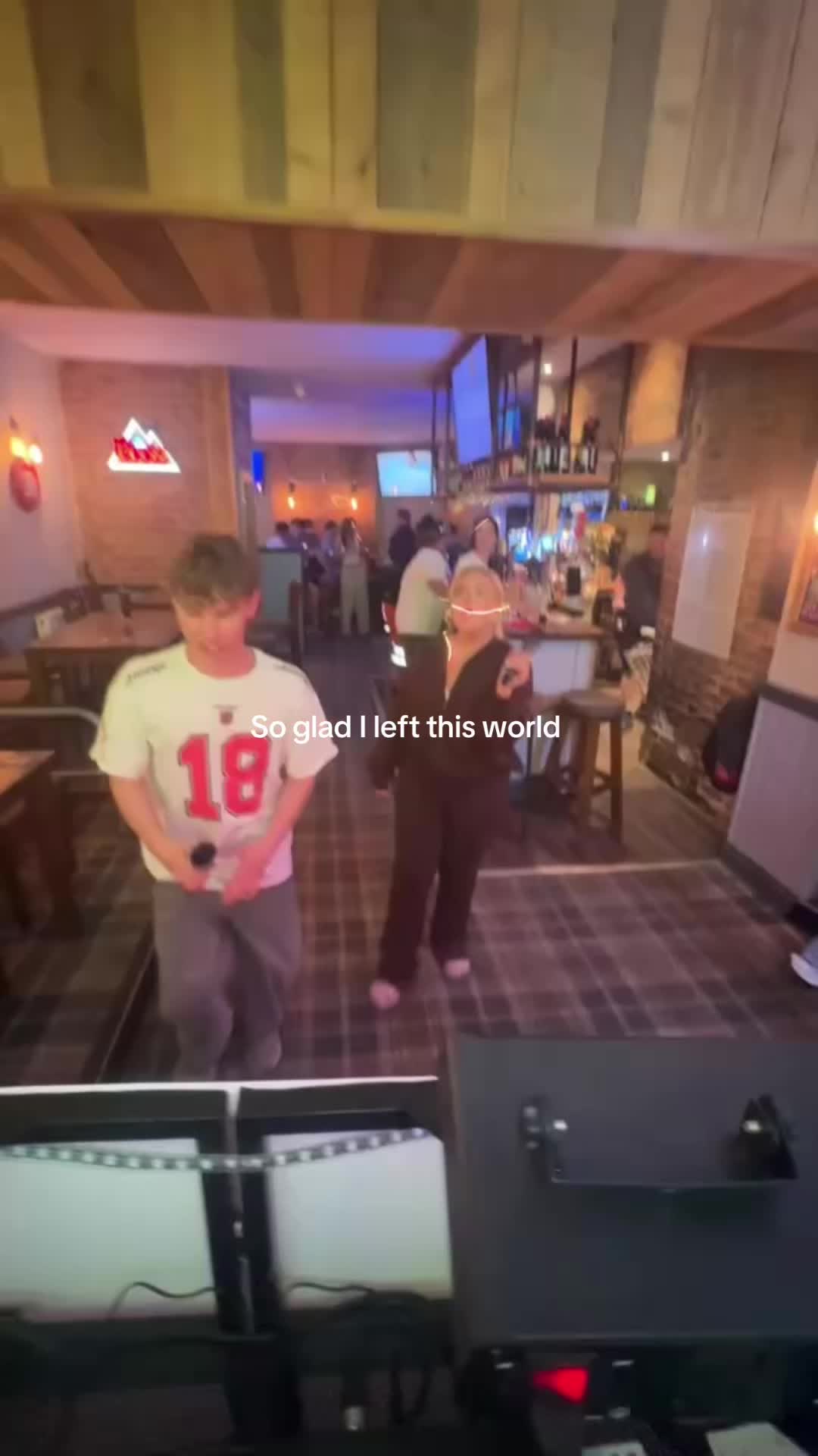 @๐๐๐๐๐ค๐ธ๐ผ๐
๐ฝ