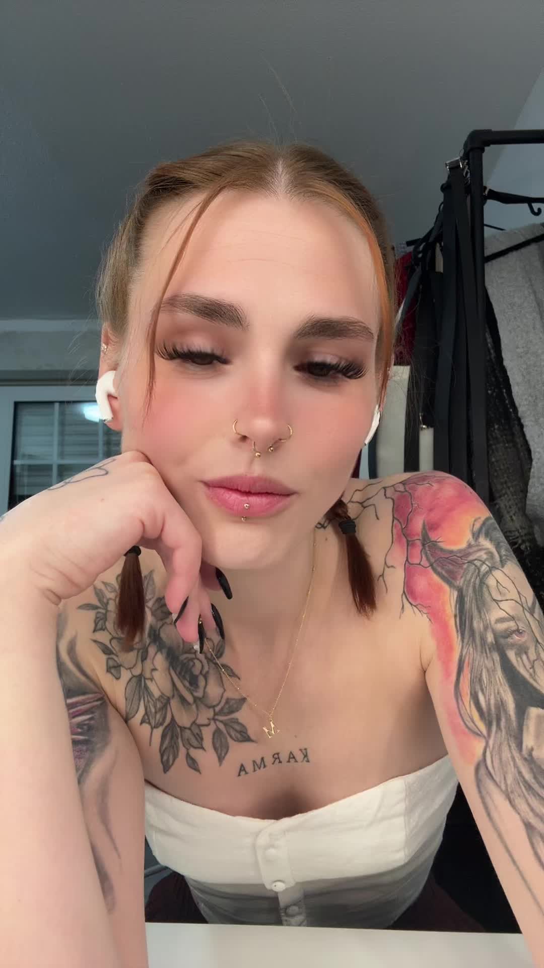 @Dana🦋