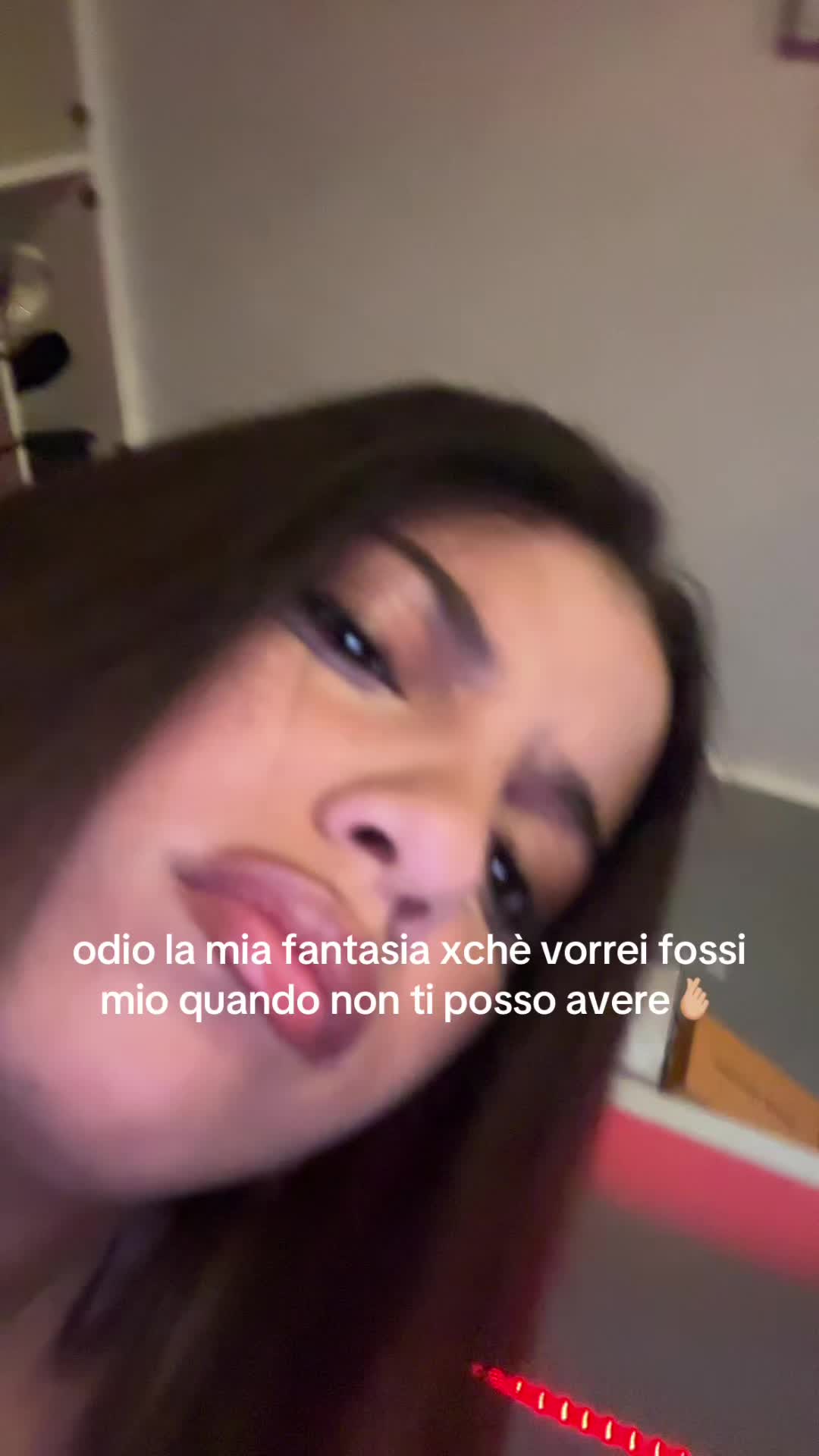 @essy🦋