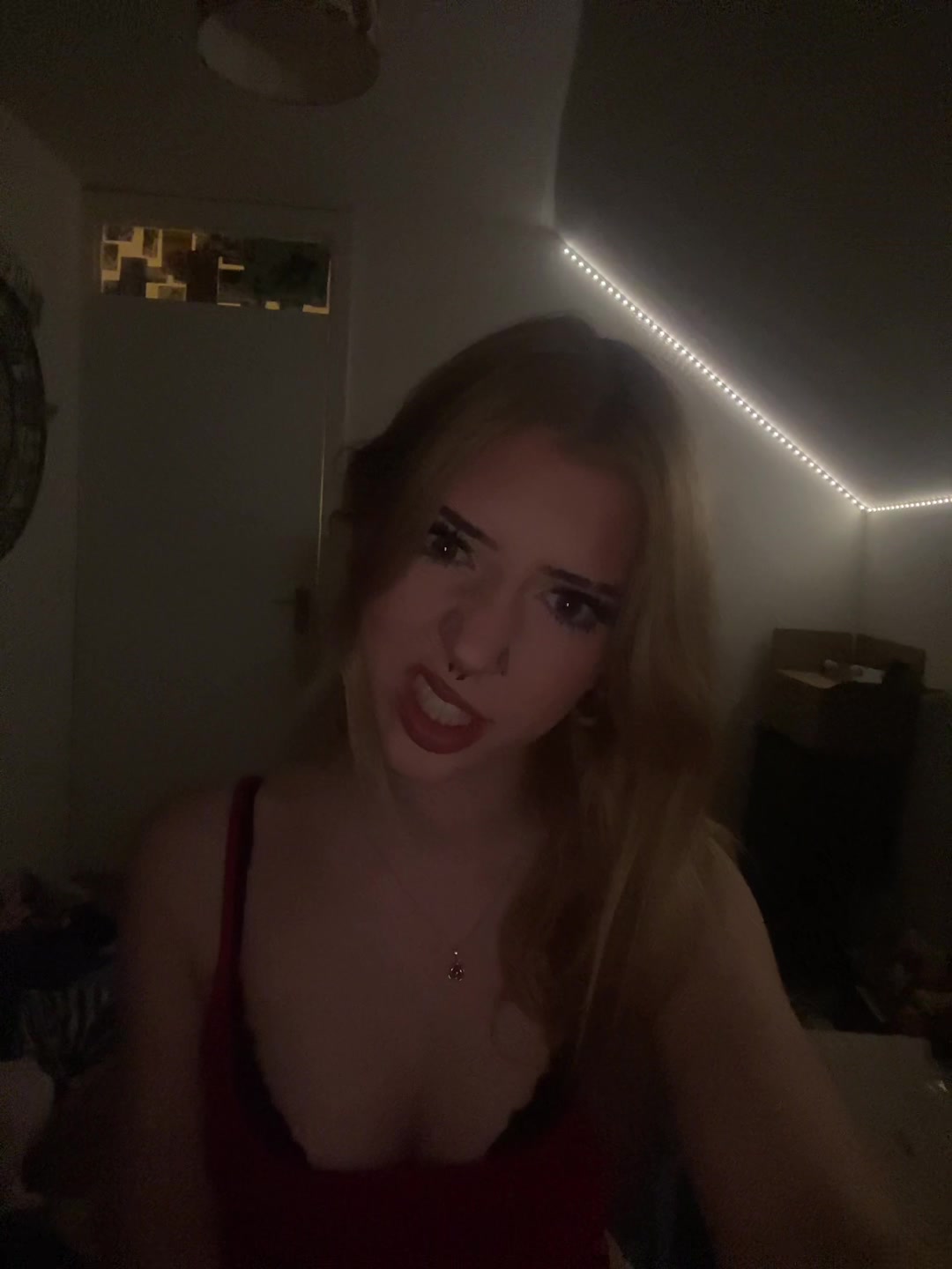 @Aoibh 🤫