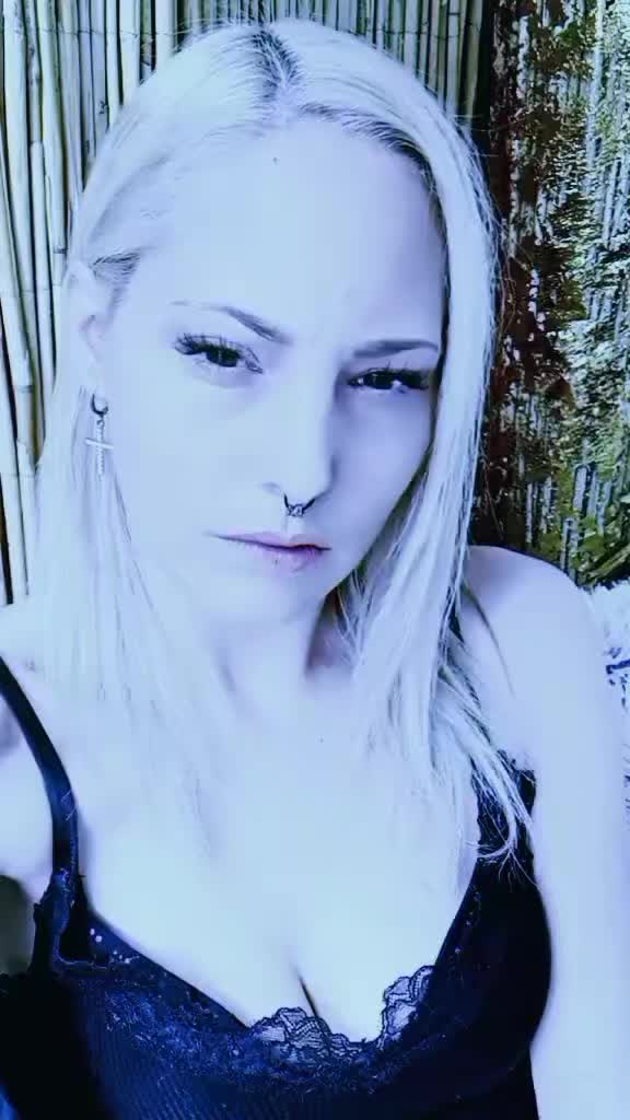 @Dark_Angel😈💋