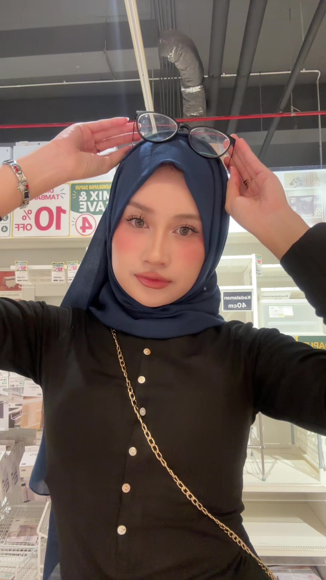 @sakin˚ ༘