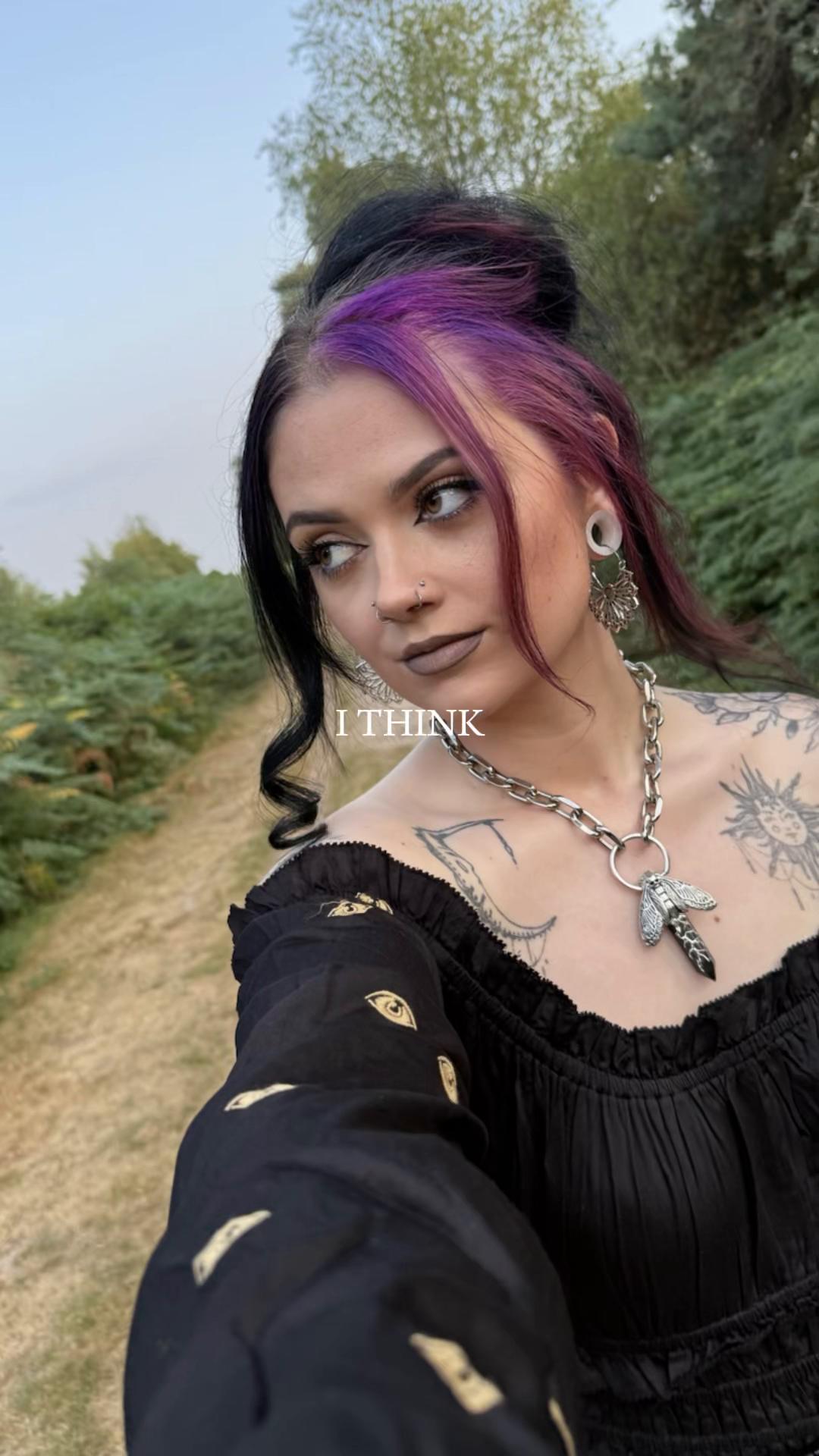@Shan🦇