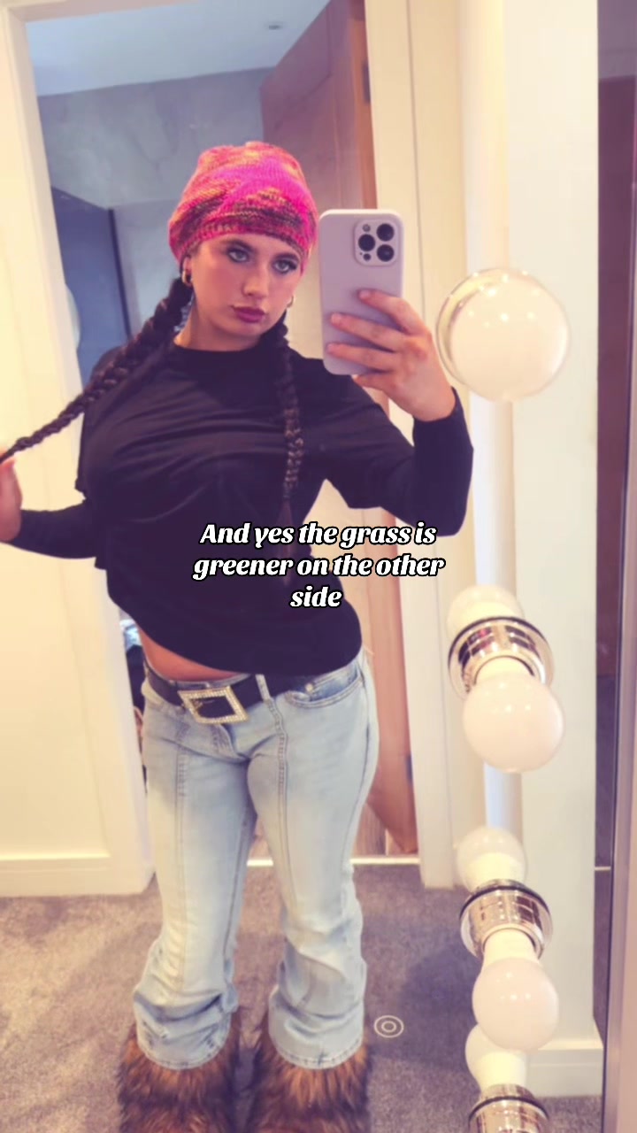 @Liv