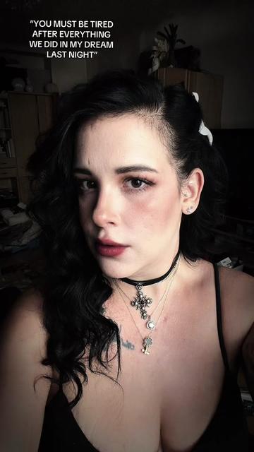 @🕯️🥀🩸Lini Islay 🖤🦇🔪
