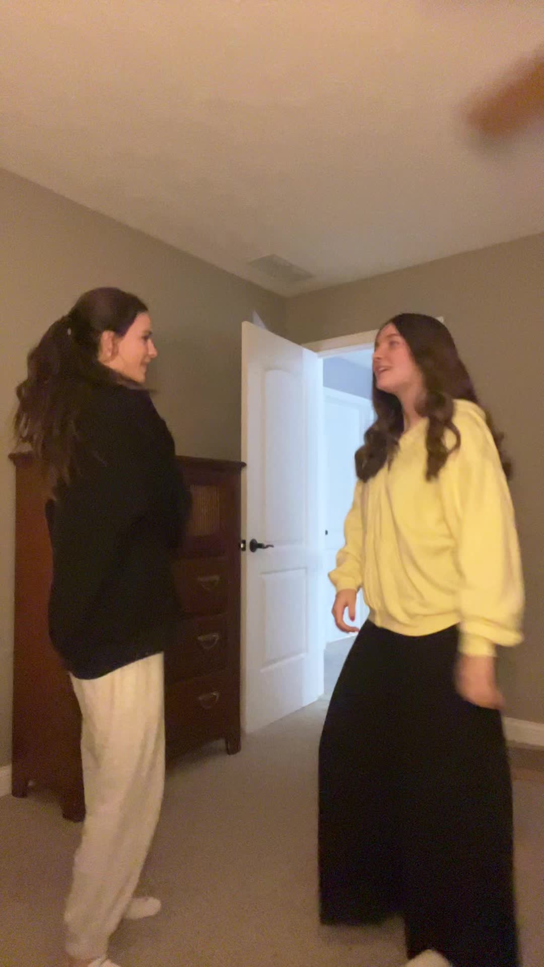 @ellaspriv
