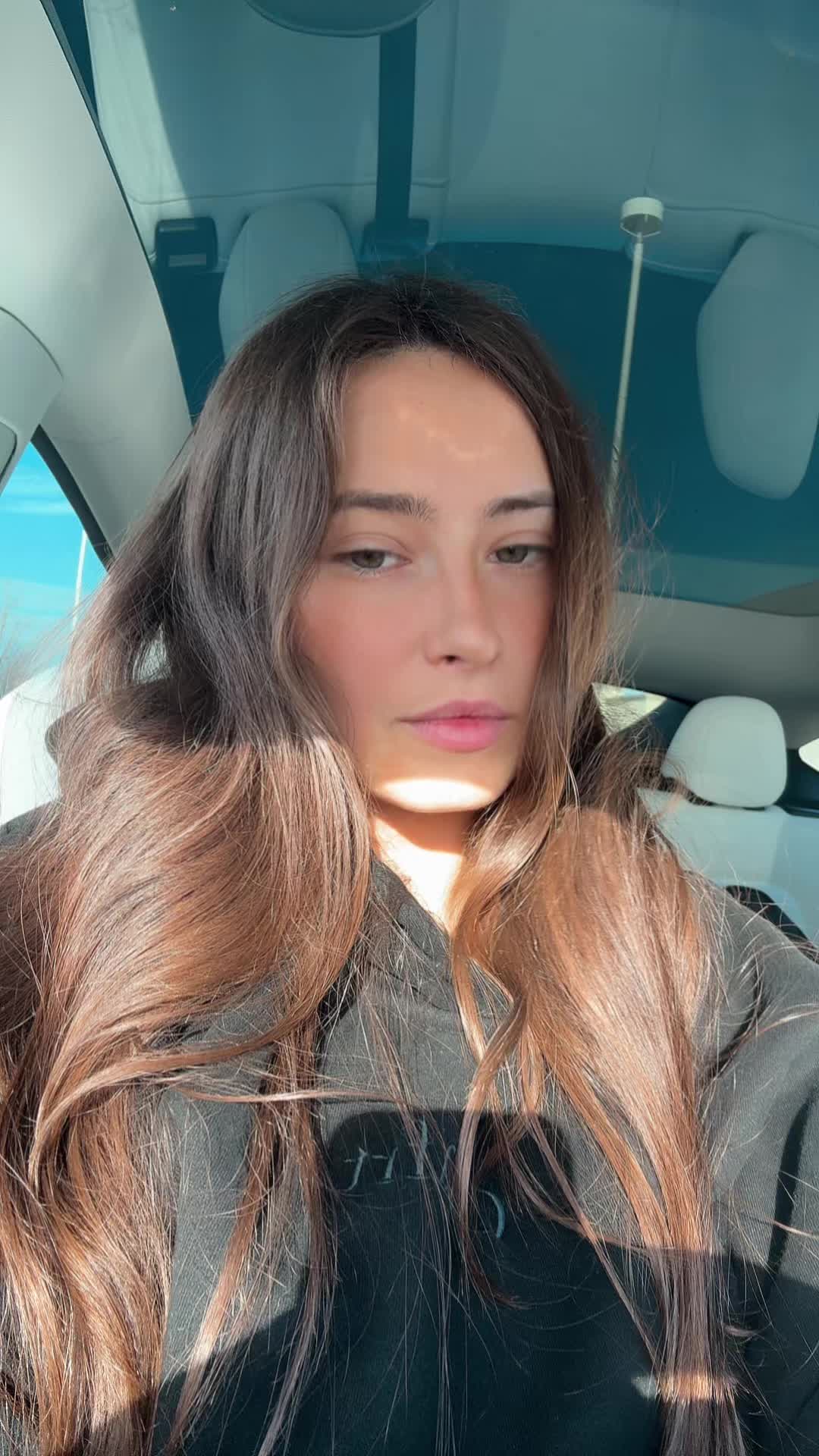 Cece Rose (cece_rosee_) Urlebird