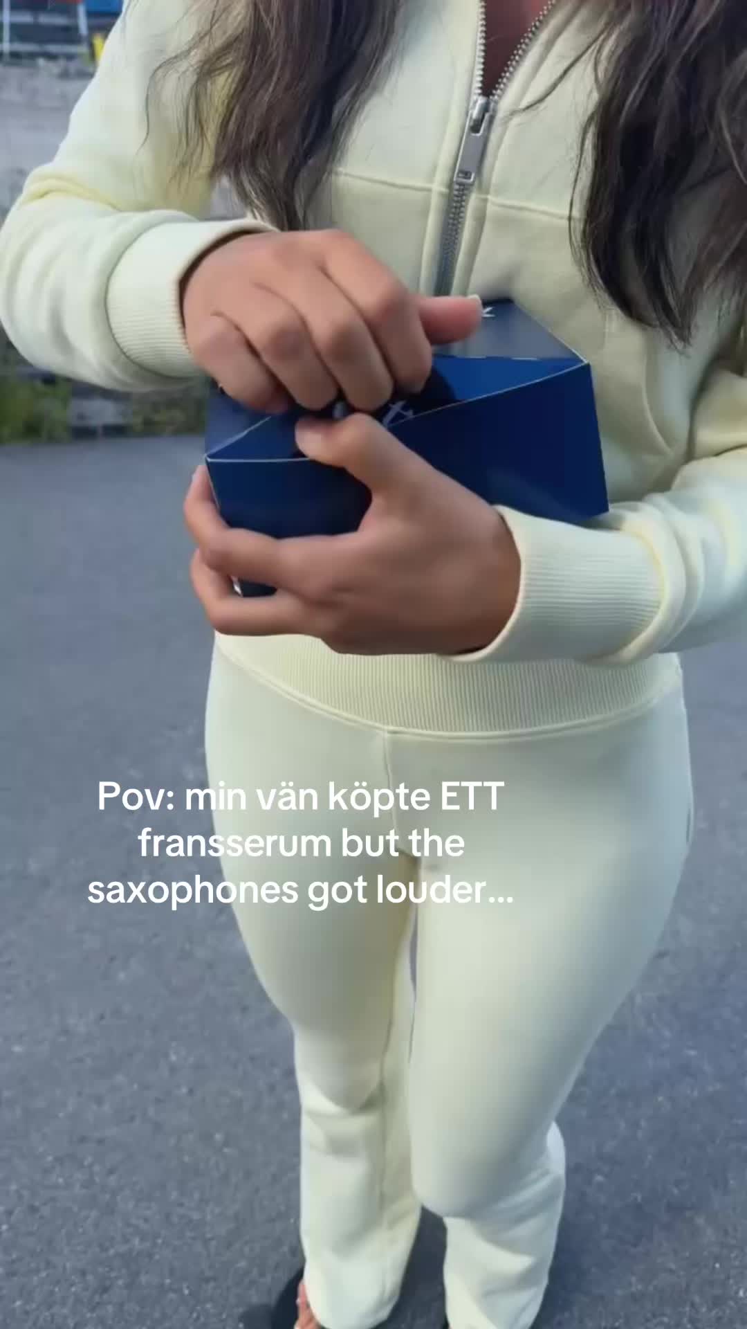 @Laura✟