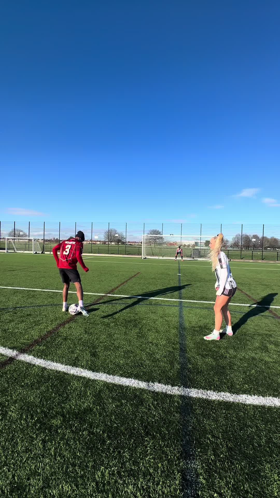 @Alisha Lehmann