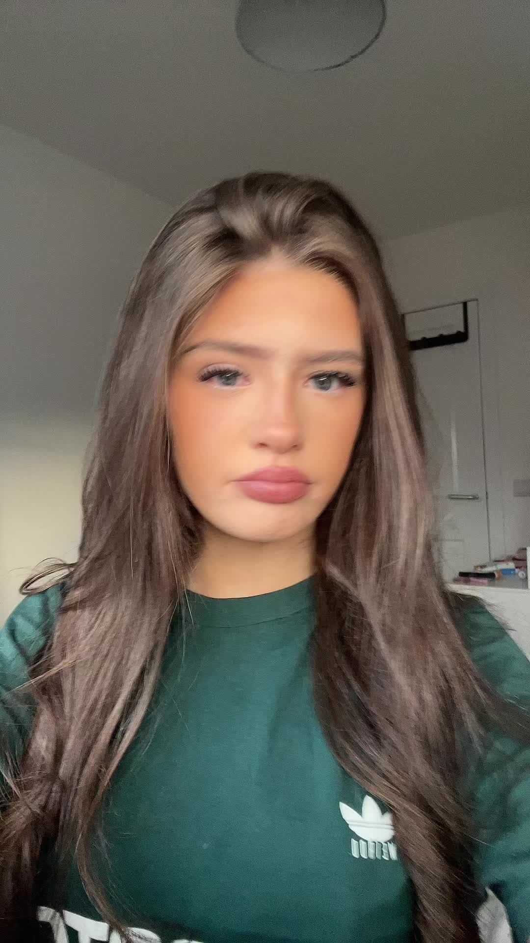 @𝖫