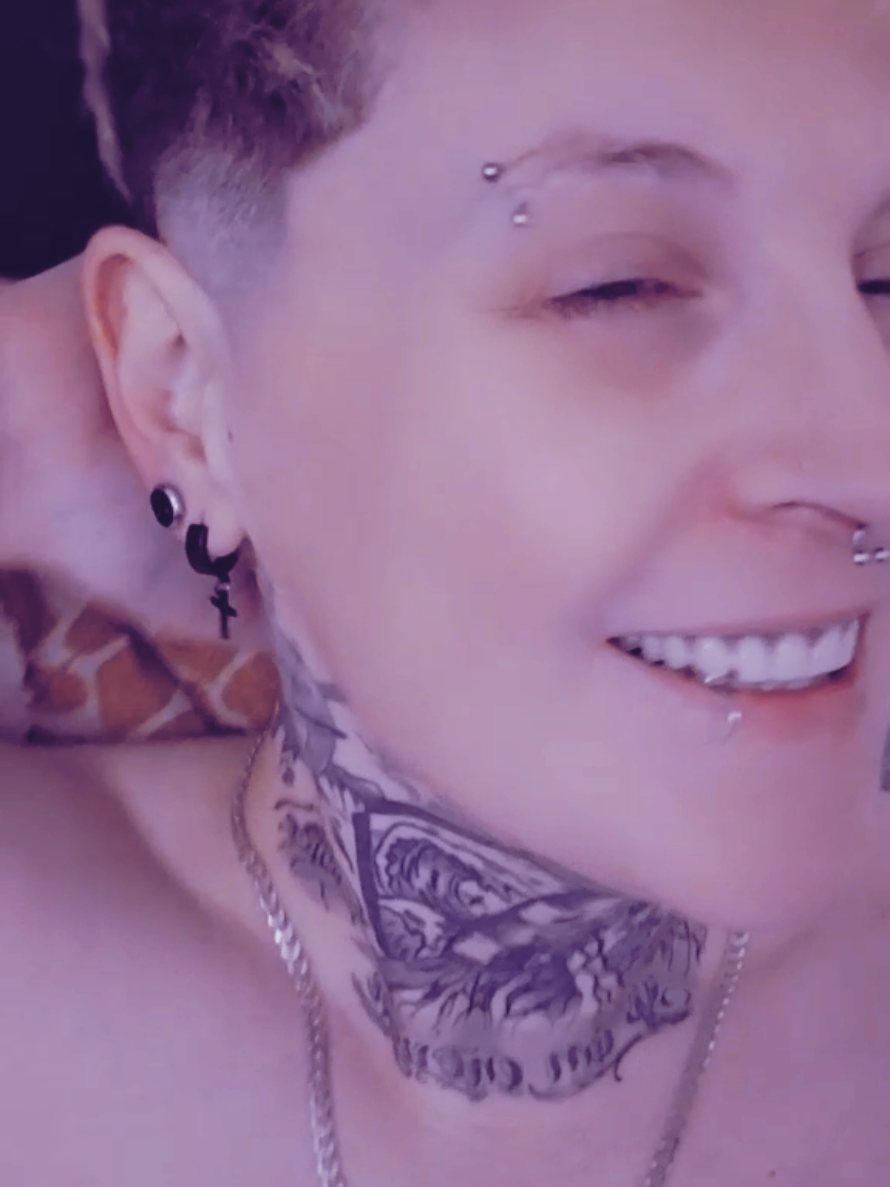 @𝚃𝚊𝚢𝚝𝚘𝚗'♡