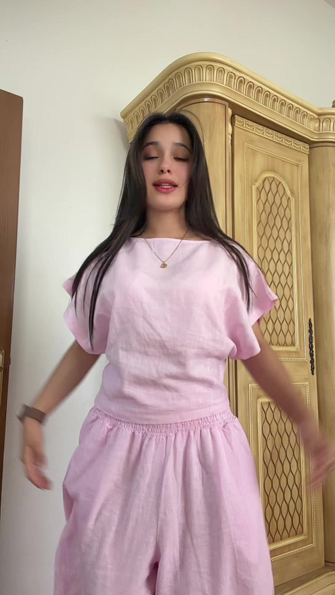 @mehrangiz055