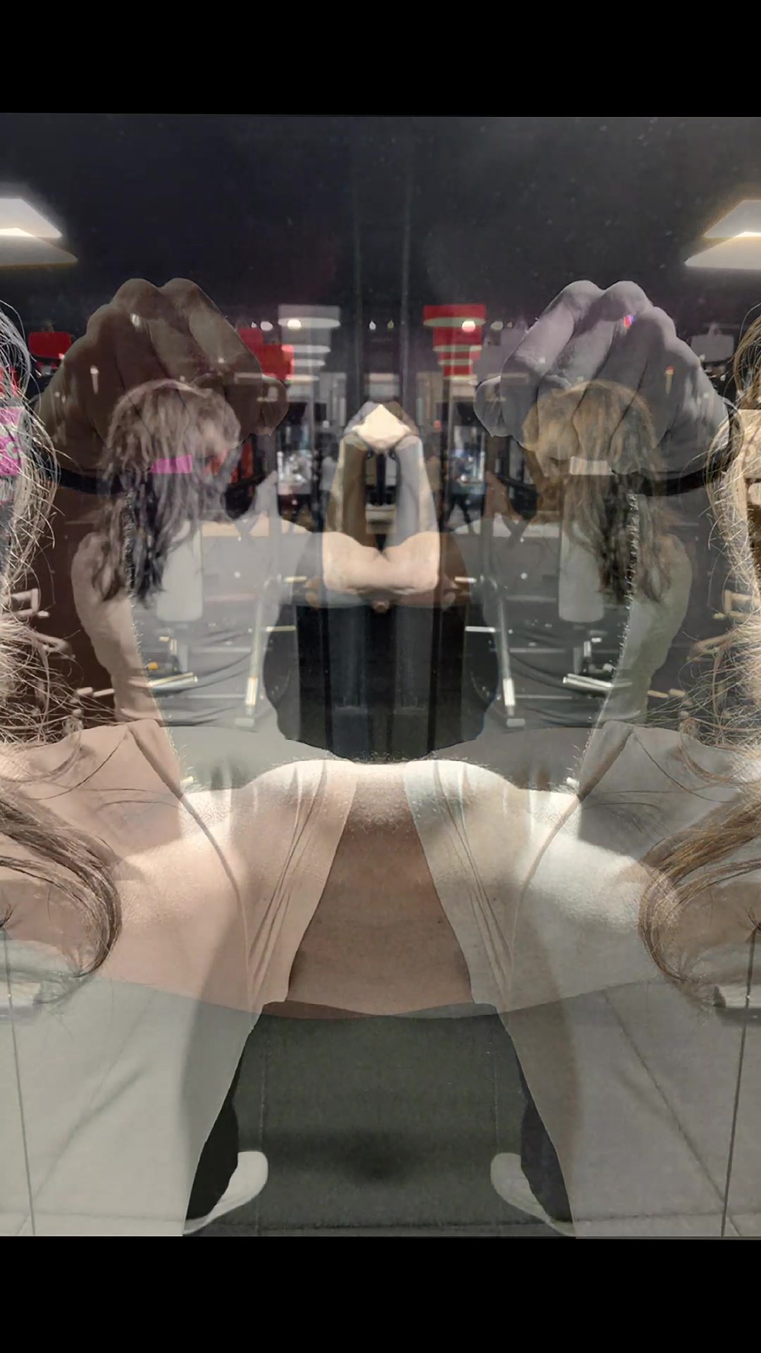 @🤛MuscleGrannyGeess 🤜