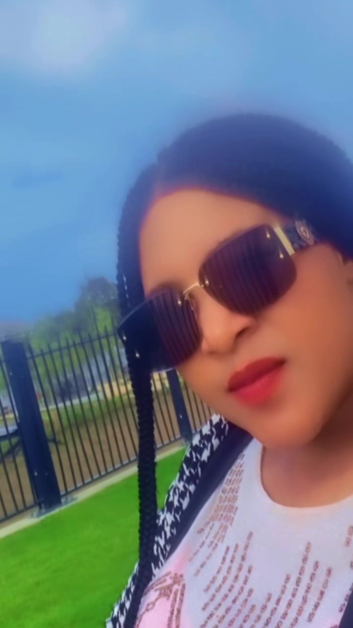@Kingsandqueens72
