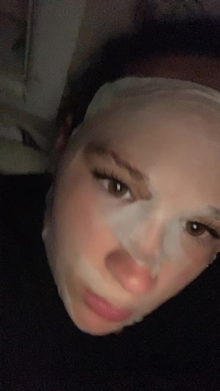 @Mia