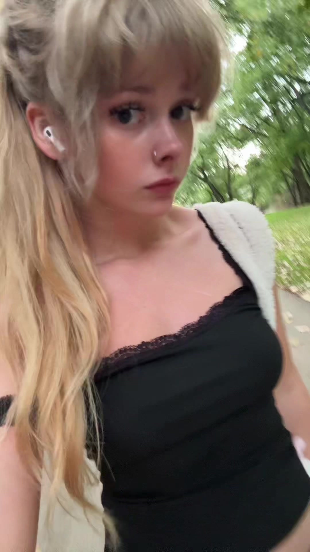 @🖤