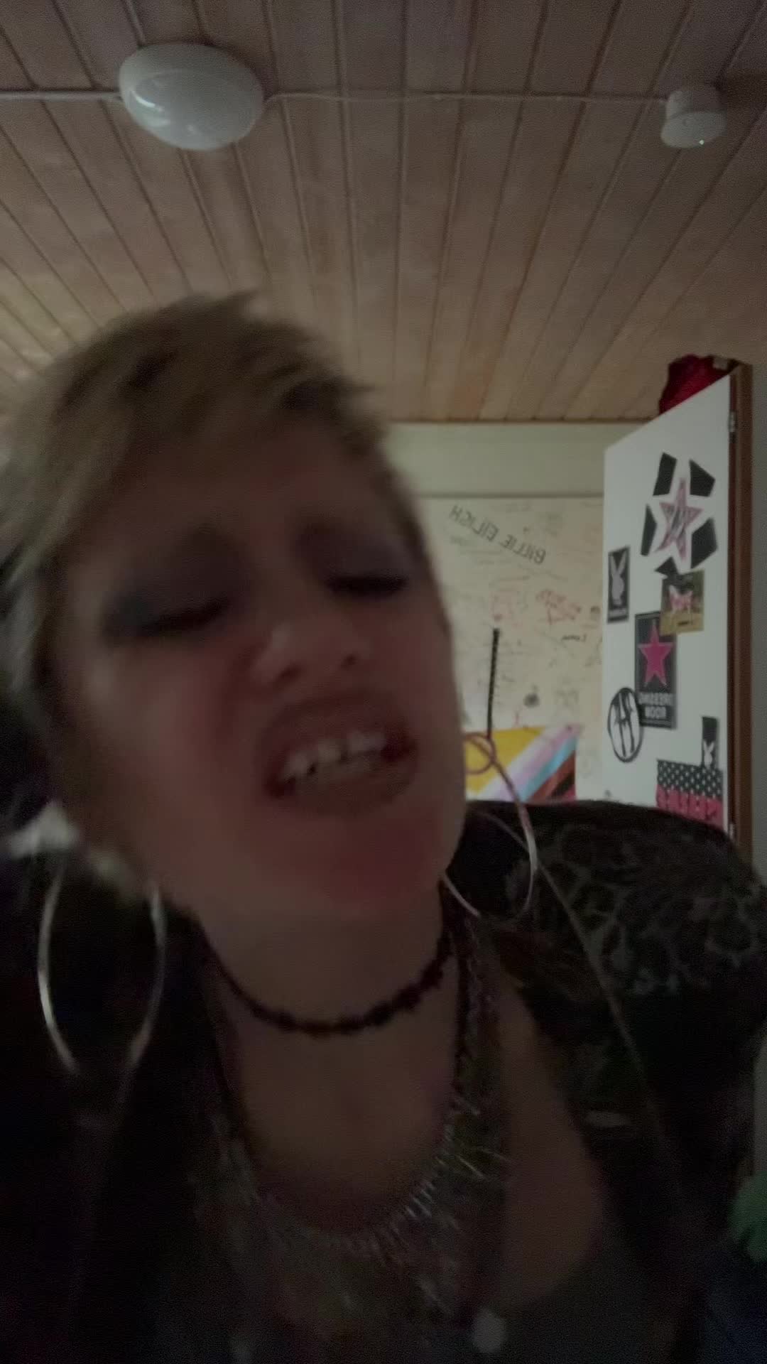 @4st3r