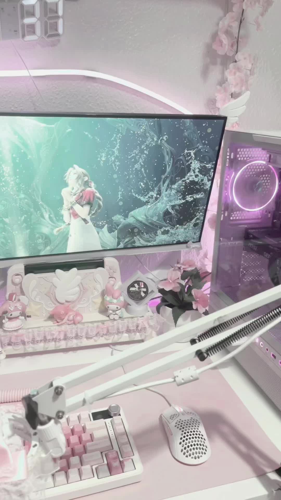 @⋆｡˚ ✩ Strawberry ⋆｡˚ ✩