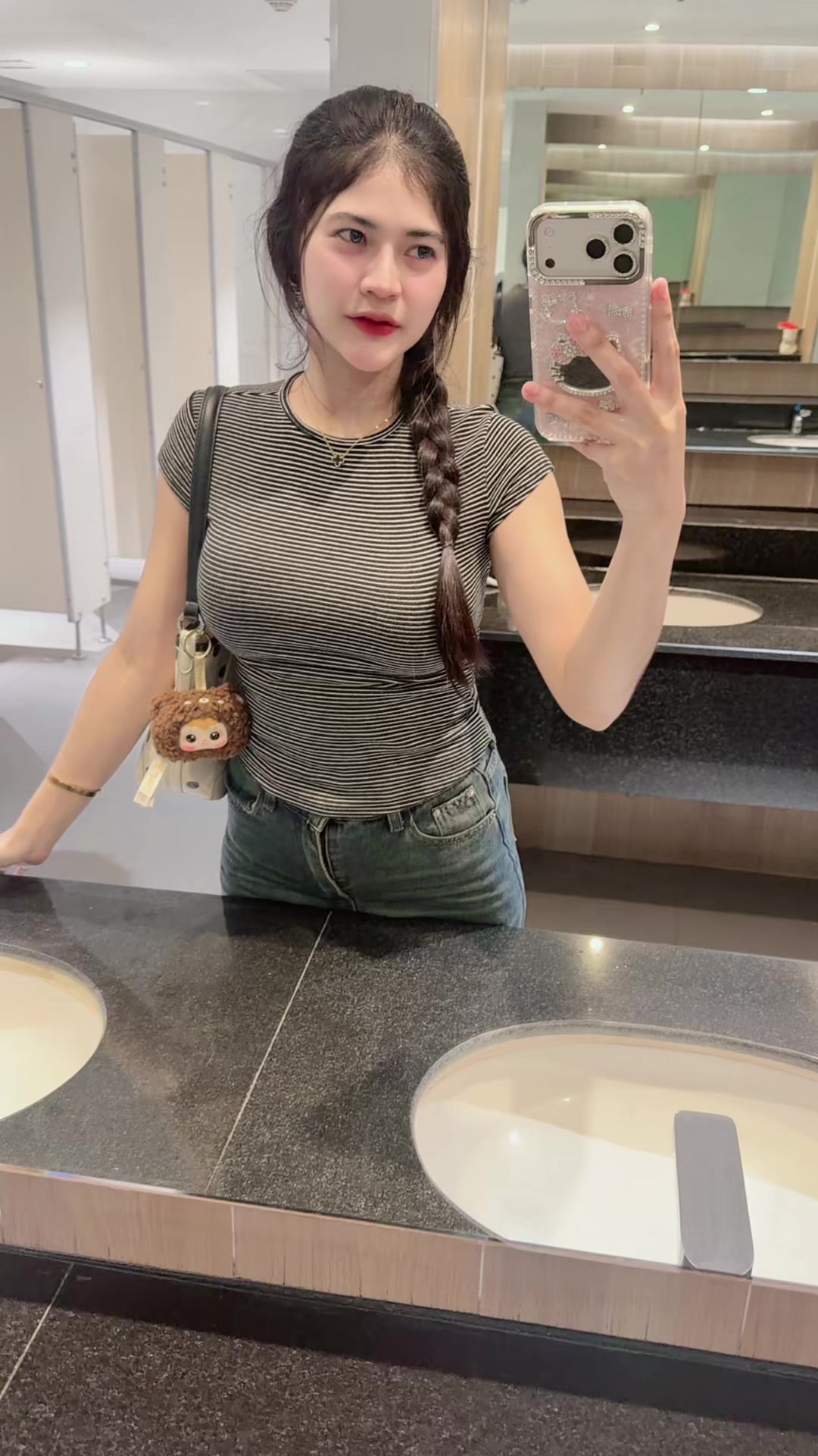 @รัชนก ศรีพลอย