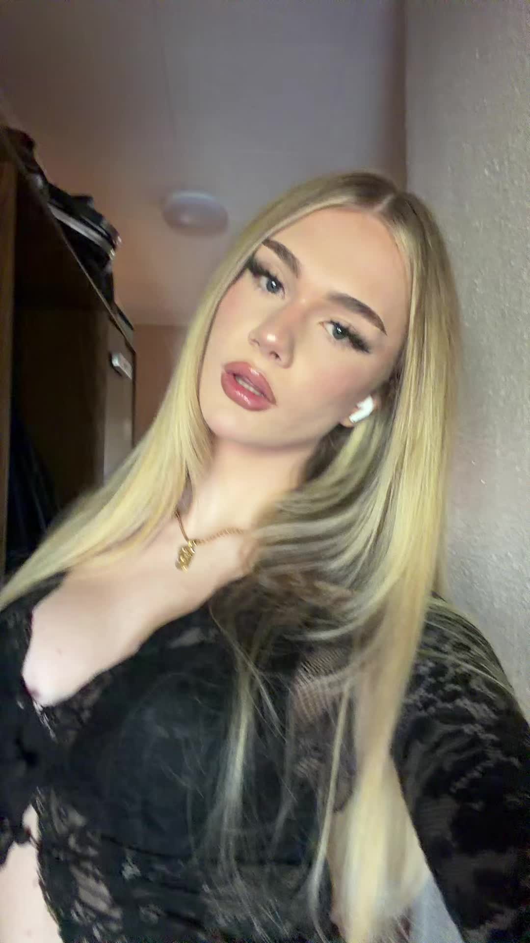 @Melina