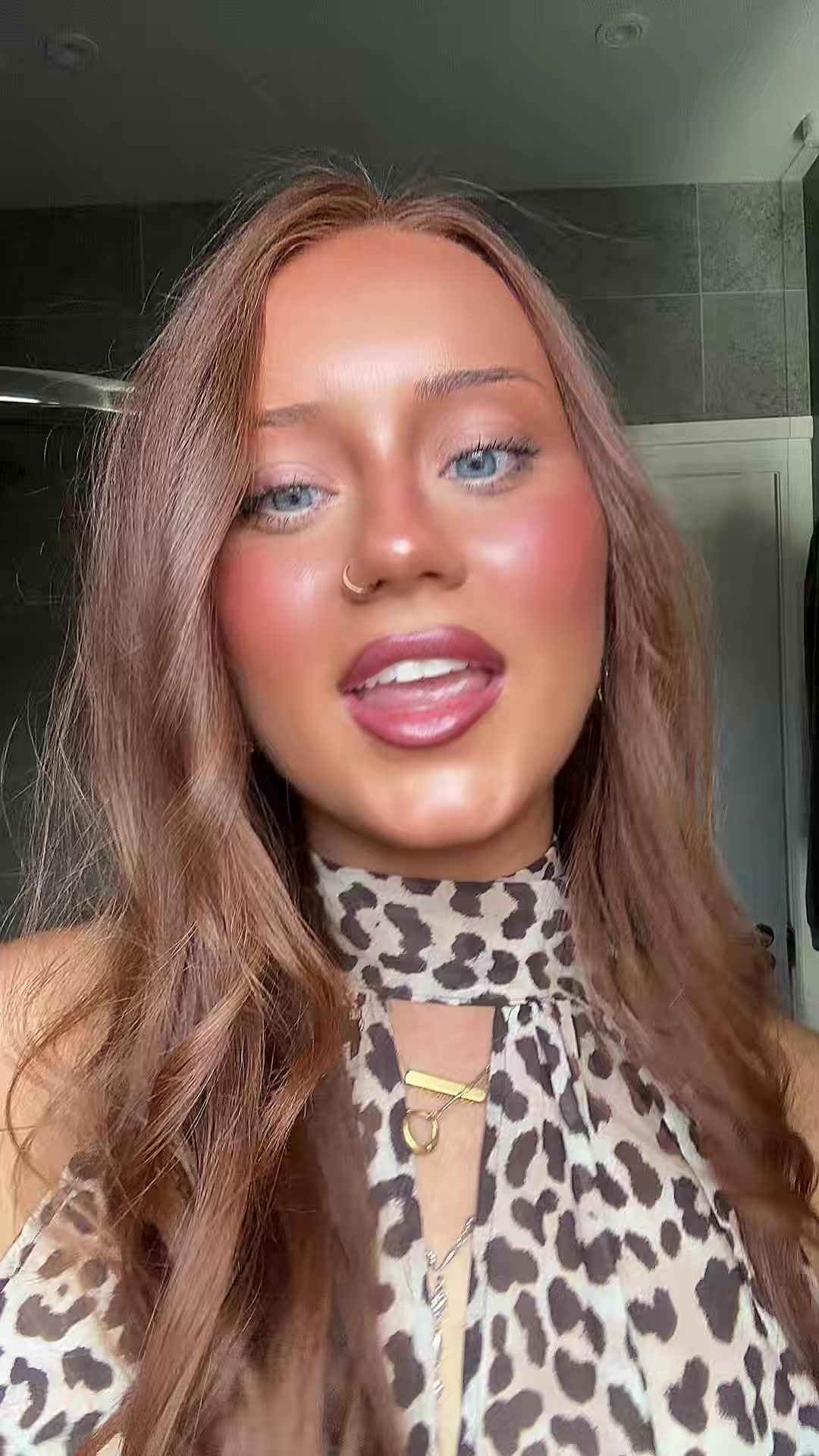 @Robyn