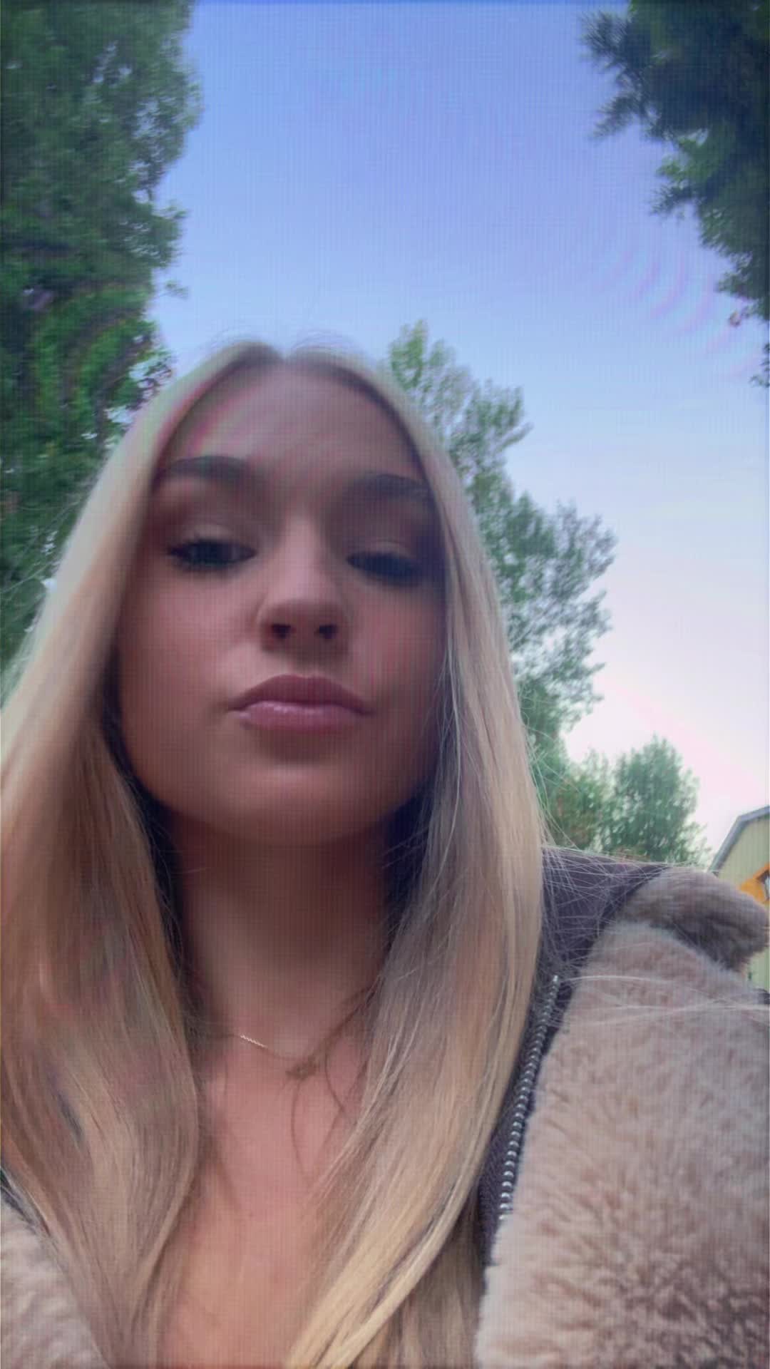 @🪭