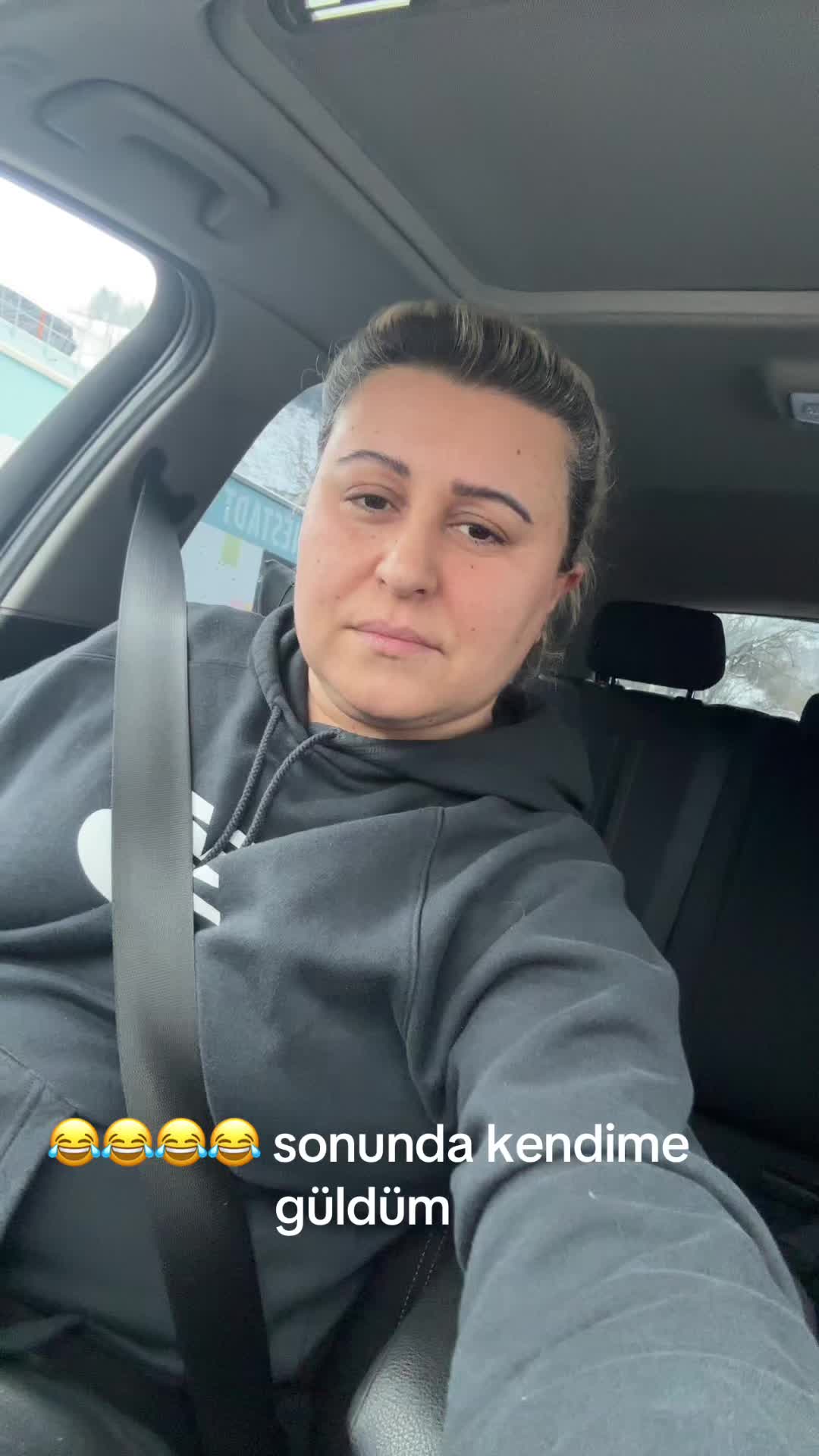 @Yeliz12
