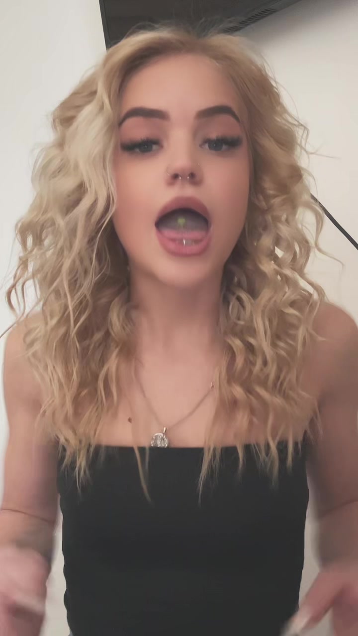 @𝓥𝓲𝓴𝓽𝓸𝓻𝓲𝓪👸🏼