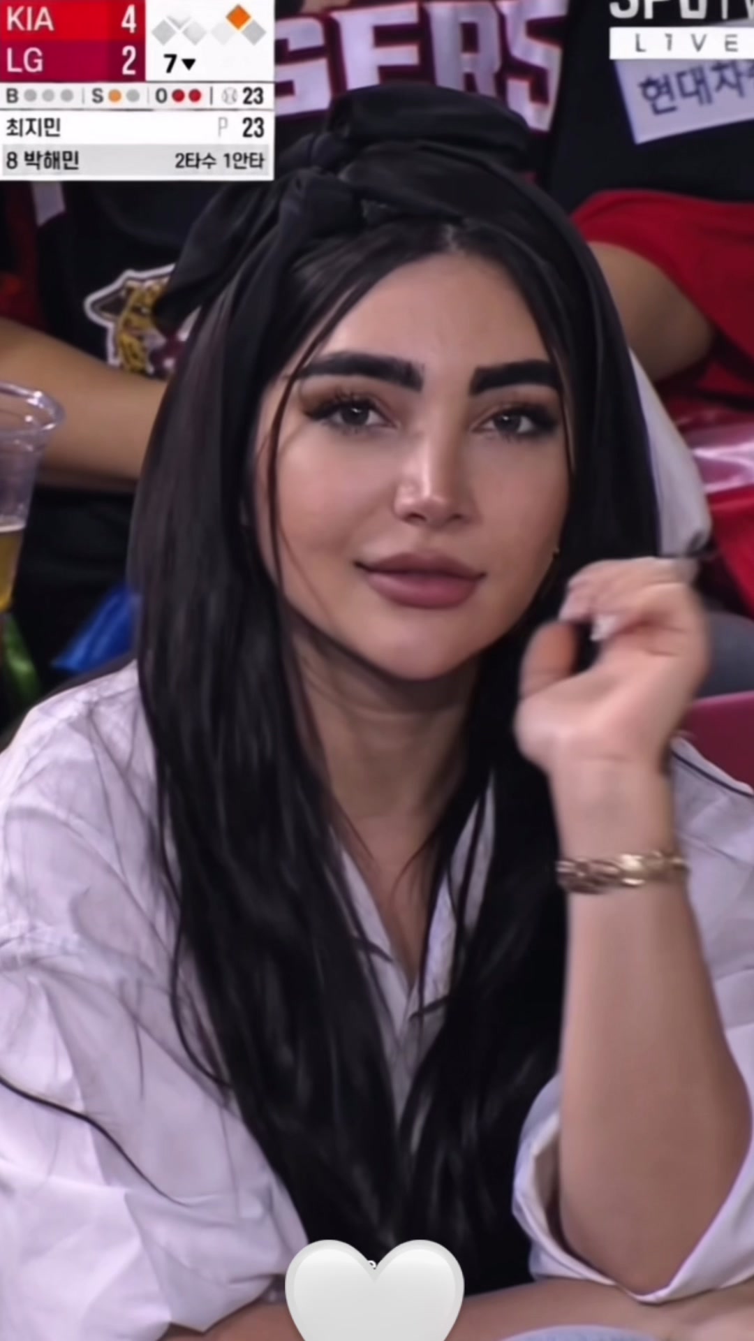 @ferial_nik